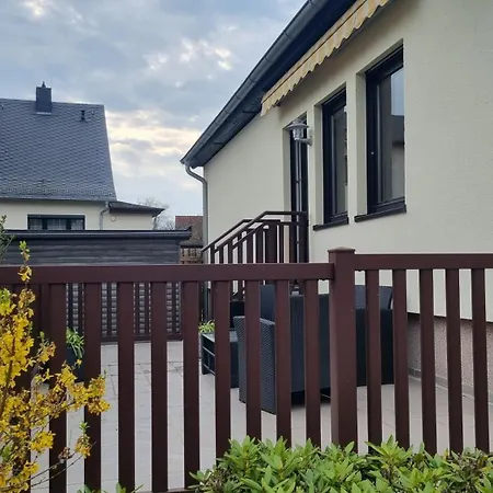 Дом отдыха Luxurioes Modernisiertes In See- Und Stadtnaehe Лейпциг